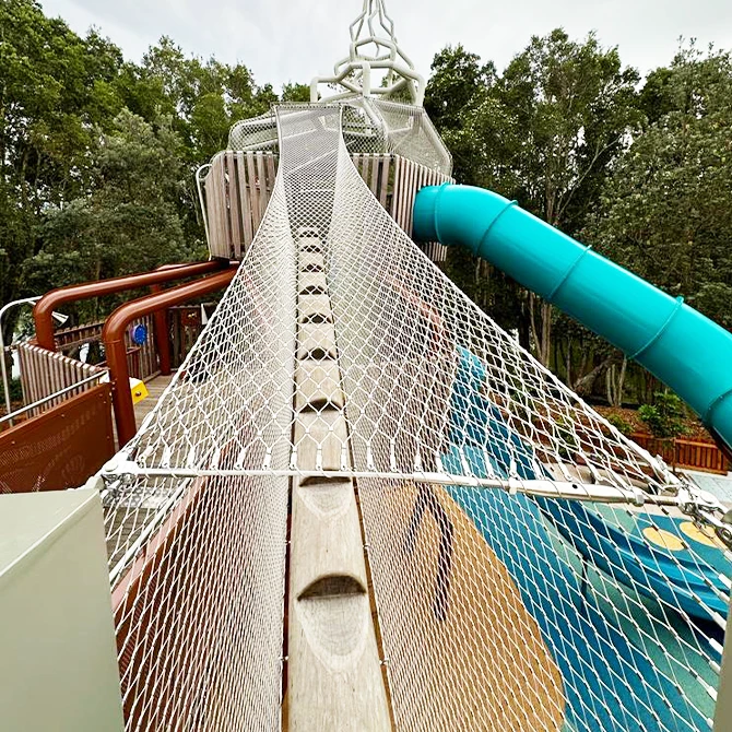 Fleximesh wire netting in the playground